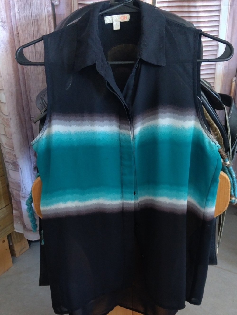 Gianni Bini Teal and Black Ombre Sleeveless Button-Front Blouse